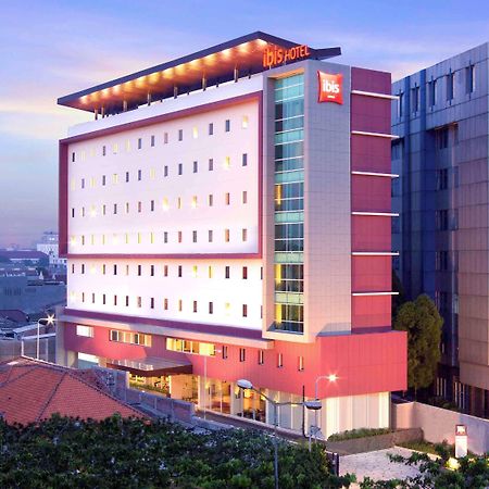 Ibis Jakarta Senen Экстерьер фото
